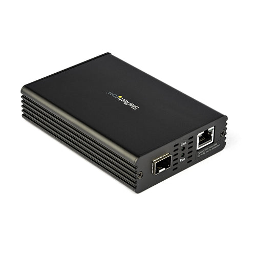 STARTECH.COM LOW COST 10Gb ETHERNET RJ45 TO FIBER MEDIA CONVERTER -UNMAN 2 YR