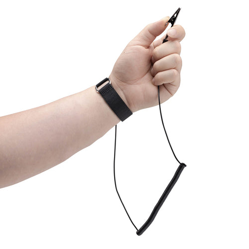 StarTech.com Antistatic Wrist Strap with Grounding Cable, ESD Safe Band with 5ft / 1.5m Detachable Cord, Prevent Electrostatic Discharge, Adjustable Fit, TAA