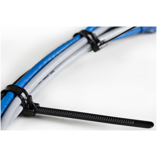 StarTech.com 8"(20cm) Reusable Cable Ties - 1/4"(7mm) wide, 1-7/8"(50mm) Bundle Dia. 50lb(22kg) Tensile Strength, Releasable Nylon Ties, Indoor/Outdoor, 94V-2/UL Listed, 100 Pack - Black - TAA