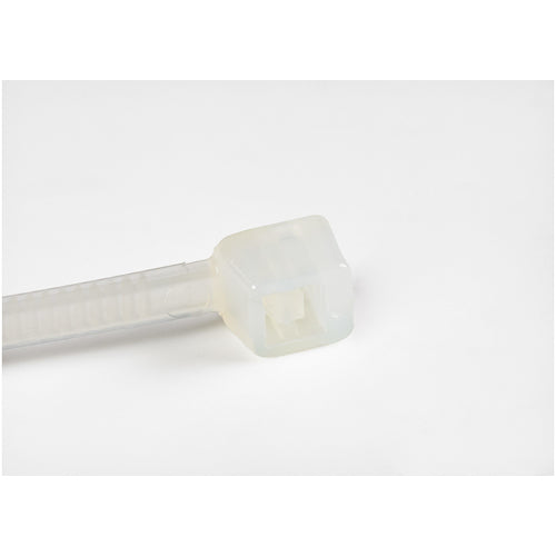 StarTech.com 4"(10cm) Cable Ties - 1/16"(2mm) wide, 7/8"(22mm) Bundle Diameter, 18lb(8kg) Tensile Strength, Nylon Self Locking Zip Ties with Curved Tip - 94V-2/UL Listed, 100 Pack - White - TAA